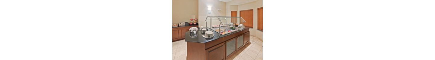 Start your mornings in Oklahoma City sunny side up with free breakfast served daily at our all-suite hotel. On Monday, Tuesday, and Wednesday, please join us for The Social, an evening reception with free light bites, wine, and beer.